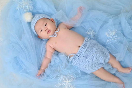 广州代怀试管生子三个半月宝宝发育指标